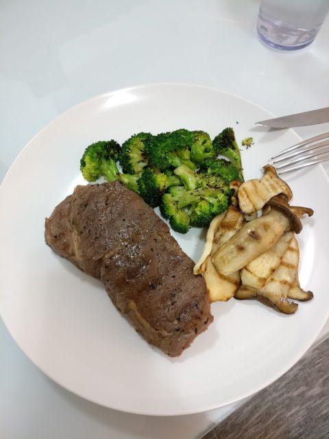 Steak, Mushrooms and Broccoli